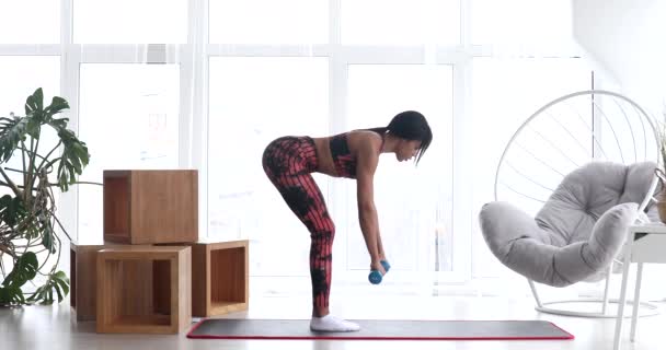 Strong Fitness Black Woman Doing Arm Workout Dumbbells Living Room — Stock Video