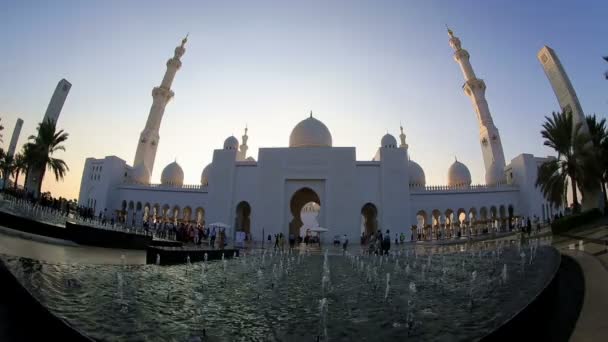 Sheikh Zayed μεγάλο τζαμί Αμπού Ντάμπι ΗΑΕ — Αρχείο Βίντεο