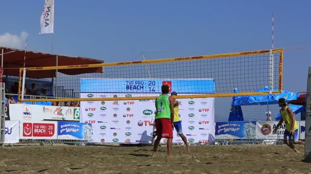 Voleibol de praia — Vídeo de Stock