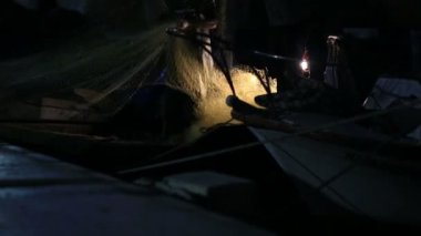 balıkçı denetim ve Balık tutma-net sabitleme