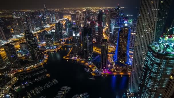 Time lapse vue aérienne Sheikh Zayed Road avec Dubai Marina — Video