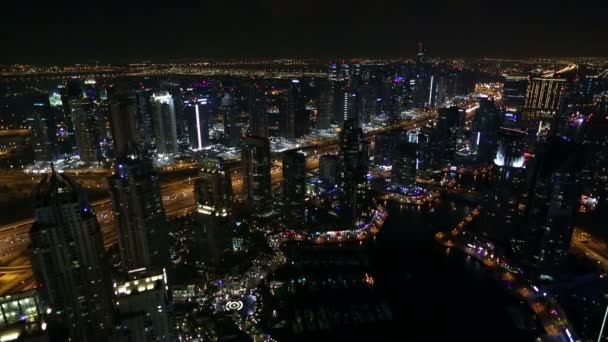 Time lapse Flygfoto Sheikh Zayed Road med Dubai Marina — Stockvideo