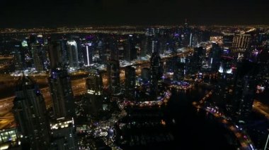 Havadan görünümü Şeyh Zayed yolu ile Dubai Yat Limanı