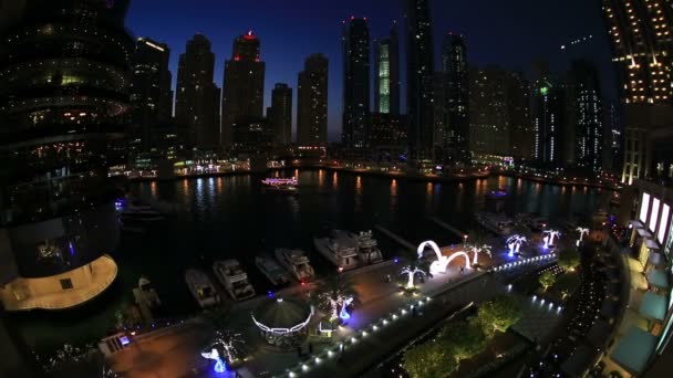 Dubai bei Nacht — Stockvideo