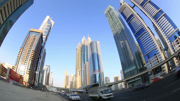 Dubai şehir trafiğinde — Stok video
