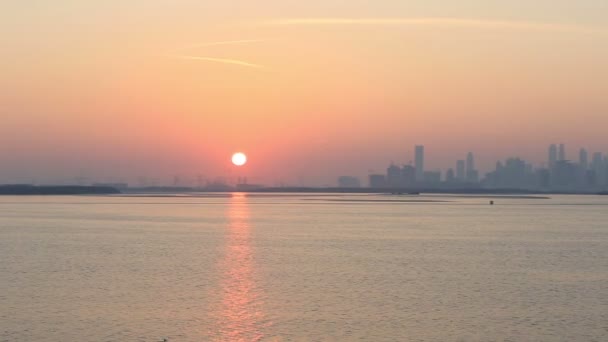 Вид на хмарочос Дубай і хмарочосу Бурдж Дубай на заході сонця — стокове відео