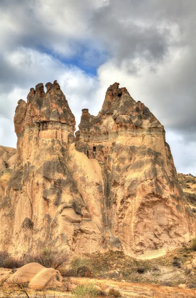 Ciudad cueva famosa Capadocia en Turquía, HDR fotografía —  Fotos de Stock