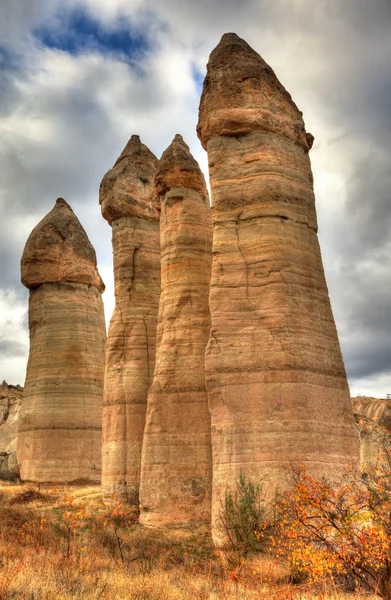 Famosa città grotta Cappadocia in Turchia, fotografia HDR — Foto Stock