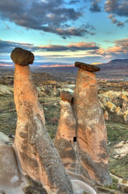 Ünlü mağara şehir Cappadocia, Türkiye'de, Hdr fotoğraf