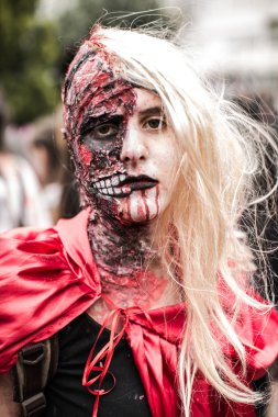 Zombi