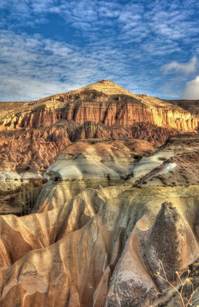 Ciudad cueva famosa Capadocia en Turquía, HDR fotografía — Foto de Stock