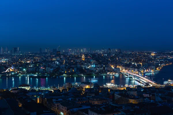 Istanbul città di notte — Foto Stock