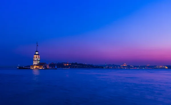 Maiden tower — Stock Photo, Image