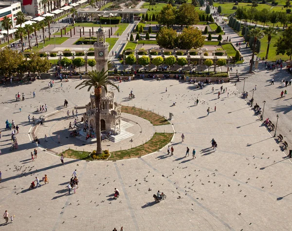 konak Meydanı