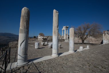 Pergamon Akropolis Harabeleri