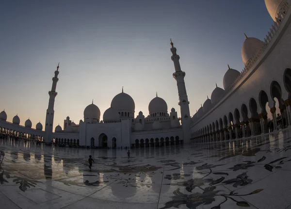 Sheikh zayed gran mezquita Abu Dhabi Emiratos Árabes Unidos — Foto de Stock