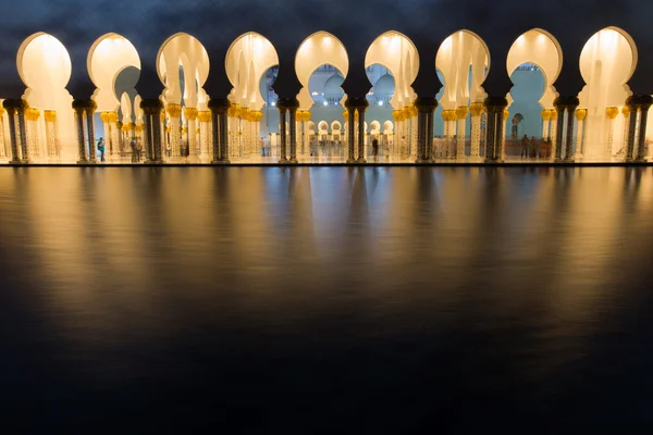 Şeyh zayi büyük camii Abu Dabi BAE