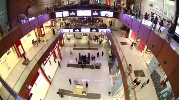 Торгового центру Dubai Mall в ОАЕ Об'єднані Арабські Емірати — стокове відео