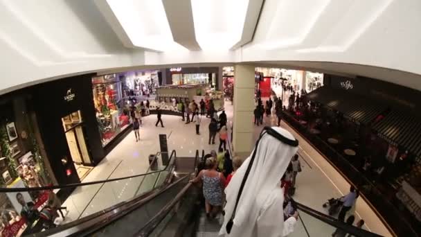Εμπορικό κέντρο Ντουμπάι στα Ηνωμένα Αραβικά Εμιράτα ΗΑΕ — Αρχείο Βίντεο