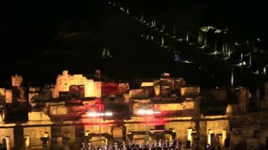 Senfoni Orkestrası performans 3