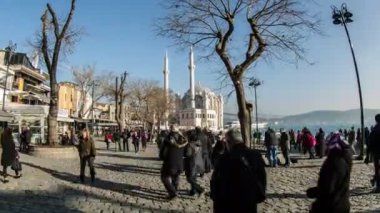 zaman atlamalı fotoğraf, Ortaköy Meydanı yürüme insanlar