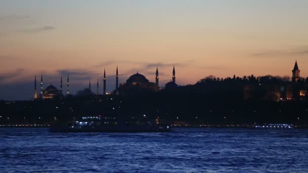 Famoso lugar en la escena de Estambul — Vídeos de Stock