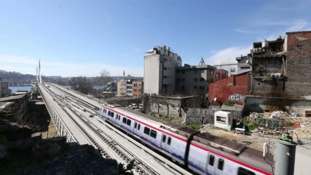Metro trein brug en station 12 — Stockvideo