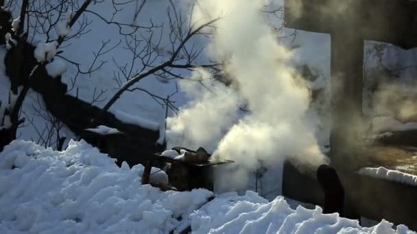 Aquecimento e poluição do ar no Inverno 1 — Vídeo de Stock