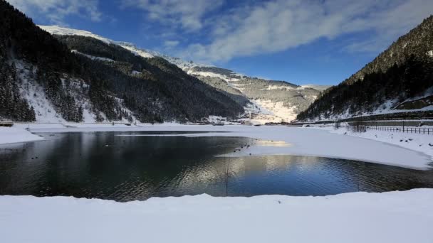 Lugar muy famoso Lago Largo — Vídeos de Stock