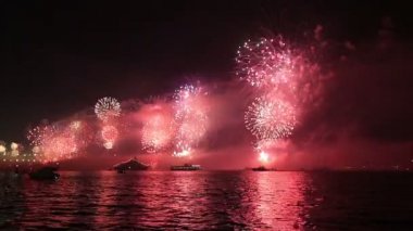 güzel görsel havai fişek gösterisi