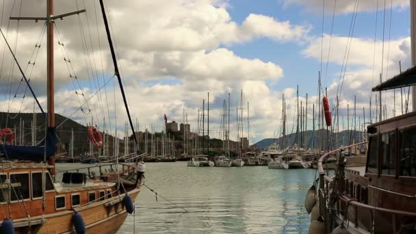 Destino de viaje lugar muy famoso Bodrum Harbor — Vídeos de Stock