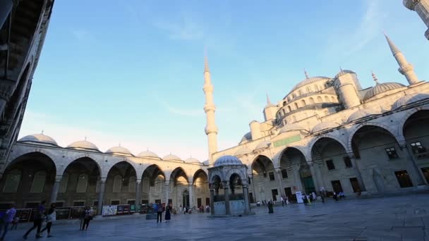 Mesquita azul — Vídeo de Stock