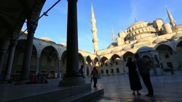 Mesquita azul — Vídeo de Stock