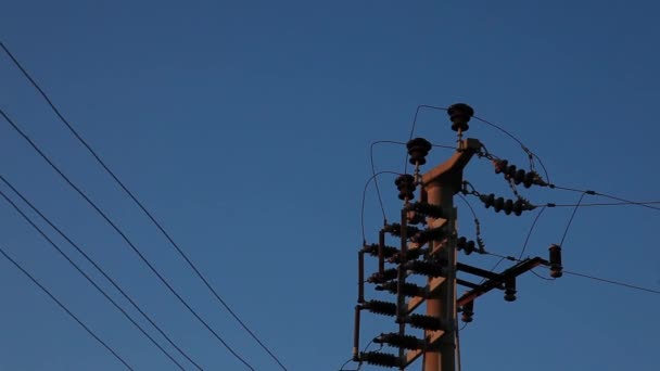 Pilón de electricidad — Vídeos de Stock