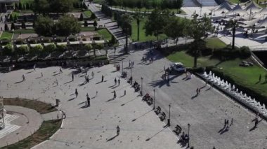 konak Meydanı