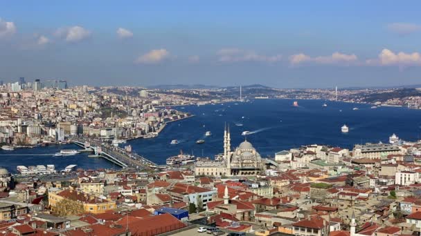 Město Istanbul, námořní doprava na Bosporu, časová prodleva — Stock video