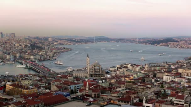 Zaman atlamalı manzarası havadan görünümü istanbul City — Stok video