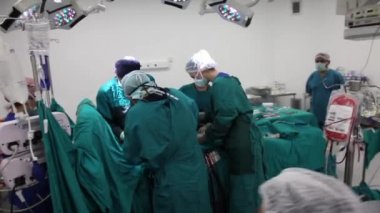 bir işlemin sahne, steadycam hd 1080 p çekim.