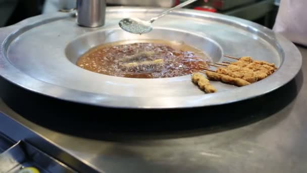 Mejillones fritos turcos — Vídeo de stock