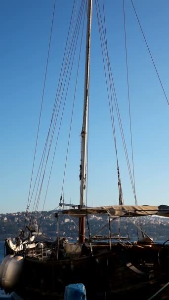 垂直的旧船高清 1080p — 图库视频影像
