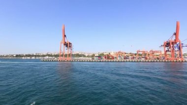 Konteyner limanından 1 alan yükleme
