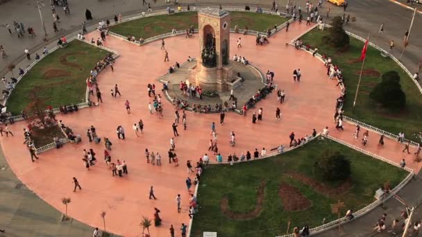 Plaza Taksim — Vídeo de stock