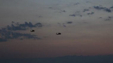 2 blackhawks Hd 1080p