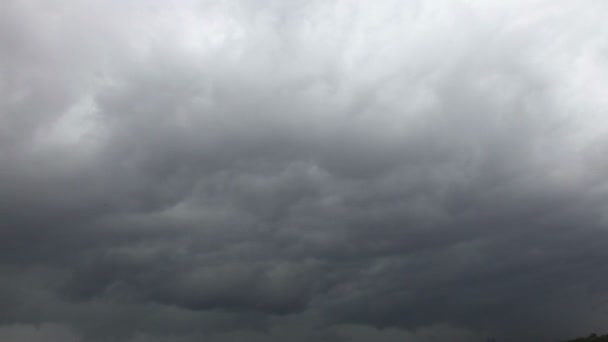 Donkere wolken en regen wolken time-lapse Hd 1080p — Stockvideo
