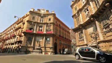 Zaman atlamalı dört köşe, Piazza Vigliana