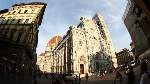 Duomo Santa Maria Del Fiore-ban — Stock videók