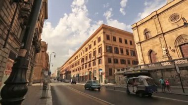 Zaman atlamalı şehir manzaralı Palermo