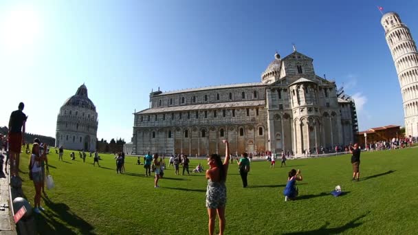 Pisa toren op het plein van de wonderen, Torre di Pisa op Piazza dei Miracoli — Stockvideo