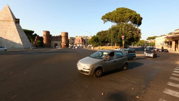 Porta San Paolo e Piramide di Caio Cestio — Video Stock