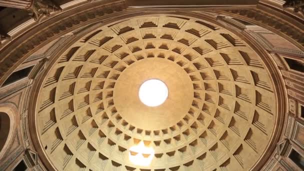 Interiéru Pantheon v Římě — Stock video